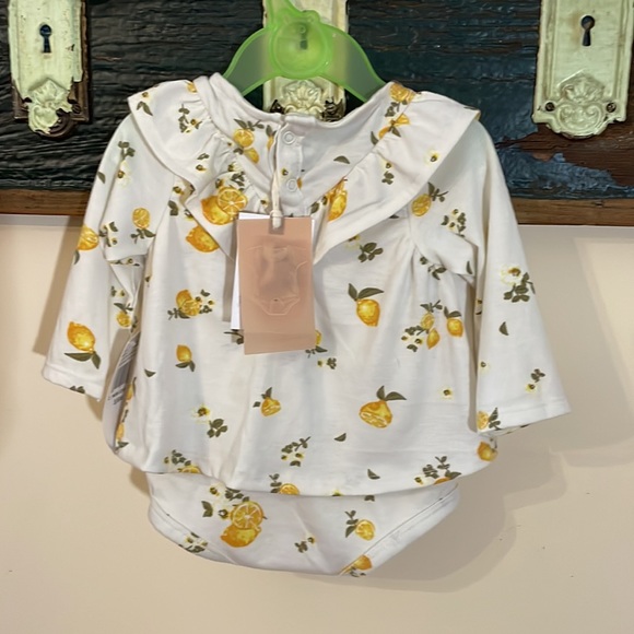 2/$30 Jessica Simpson Yellow Lemon Easy Match Middle Snap One Piece Size 3-6M - Picture 11 of 15